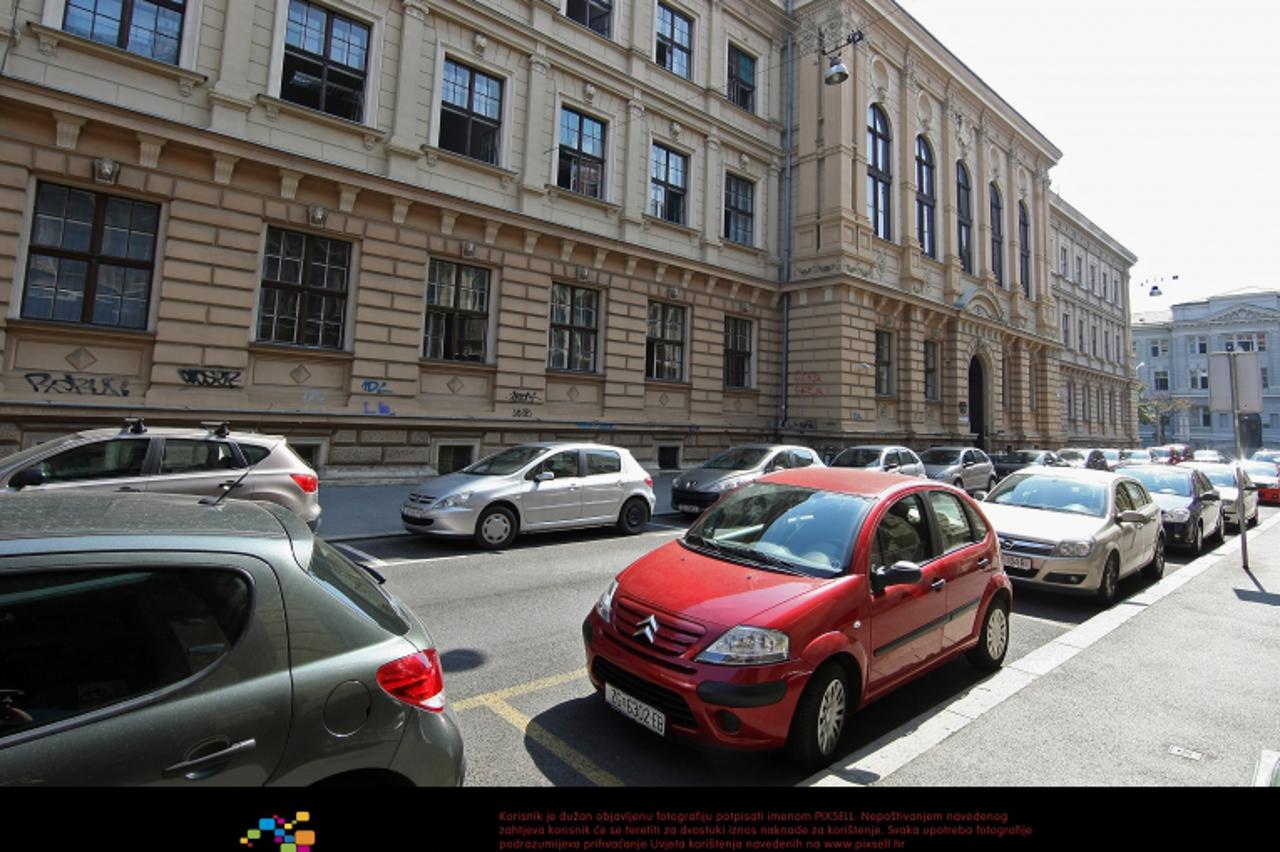 '16.09.2011., Zagreb - Prva Ekonomska skola u Medulicevoj ulici. Photo: Jurica Galoic/PIXSELL'