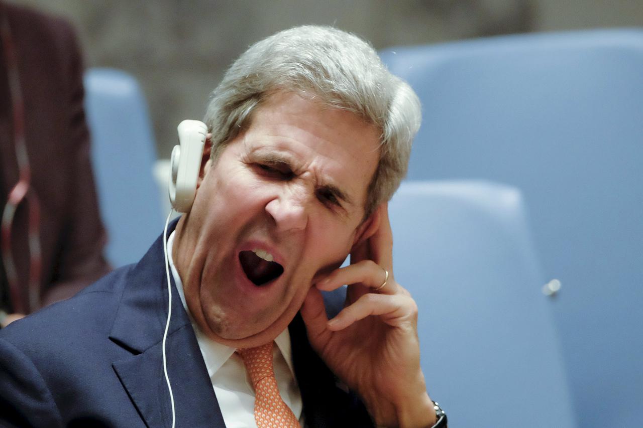 U.S. Secretary of State John Kerry yawns while he attends a Security Council meeting at the United Nations Headquarters in Manhattan, New York December 18, 2015.   REUTERS/Eduardo Munoz       TPX IMAGES OF THE DAY