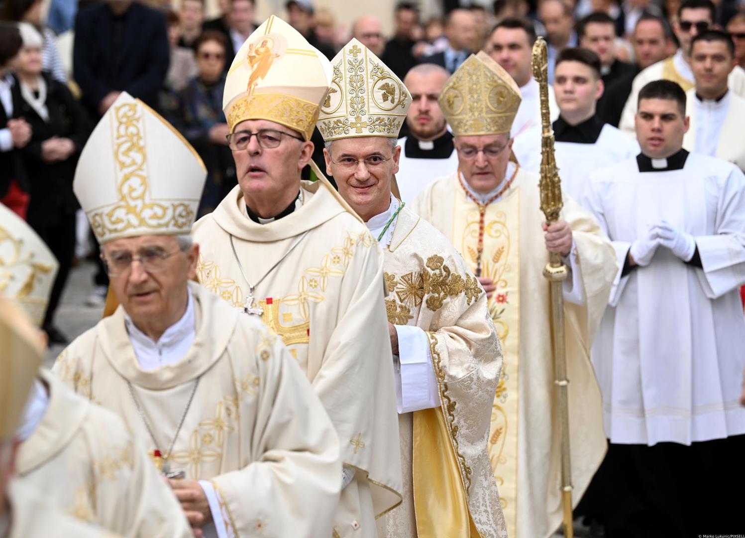 29.04.2023., Zagreb - Svecanim liturgijskim slavljem sluzbu novog zagrebackog nadbiskupa preuzeo je monsinjor Drazen Kutlesa postavsi tako 77. zagrebacki biskup, odnosno 9. nadbiskup metropolit zagrebacki.  Photo: Marko Lukunic/PIXSELL