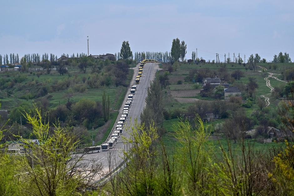 Evacuees From Azovstal Plant Arrive In Zaporizhzhia