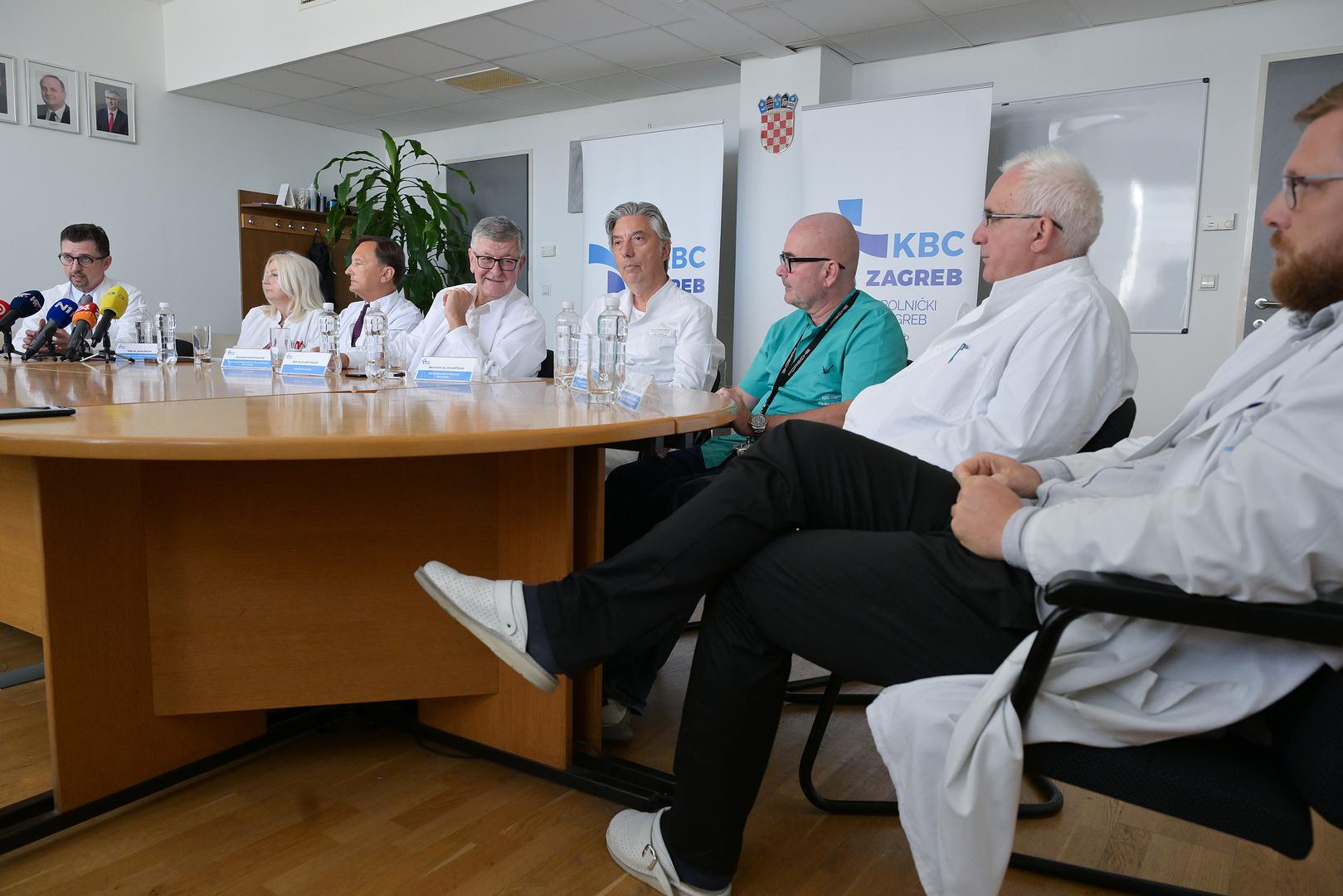 10.09.2024., Zagreb - U povodu provedenih multiorganskih transplantacija u KBC-u Zagreb, odrzala se konferencija za medije. predstojnik Klinike za kardijalnu kirurgiju KBC-a Zagreb Hrvoje Gasparovic, voditeljica Odjela za koordinaciju transplantacija i eksplantacije Jasna Brezak, predstojnik Klinike za bolesti srca i krvnih zila KBC-a Zagreb Davor Milicic, ravnatelj KBC-a Ante Corusic, predstojnik Klinike za urologiju KBC-a Zagreb Zeljko Kastelan, predstojnik Zavoda za plasticno-rekonstruktivnu kirurgiju i kirurgiju dojke Davor Mijatovic, predstojnik Klinike za anesteziologiju, reanimatologiju i intenzivnu medicinu i terapiju boli Slobodan Mihaljevic Photo: Sandra Simunovic/PIXSELL