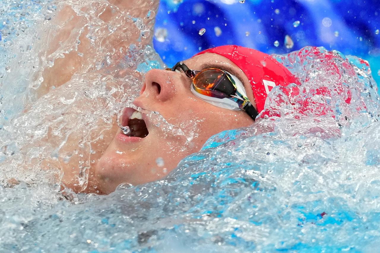 Swimming - Women's 100m Backstroke - Final