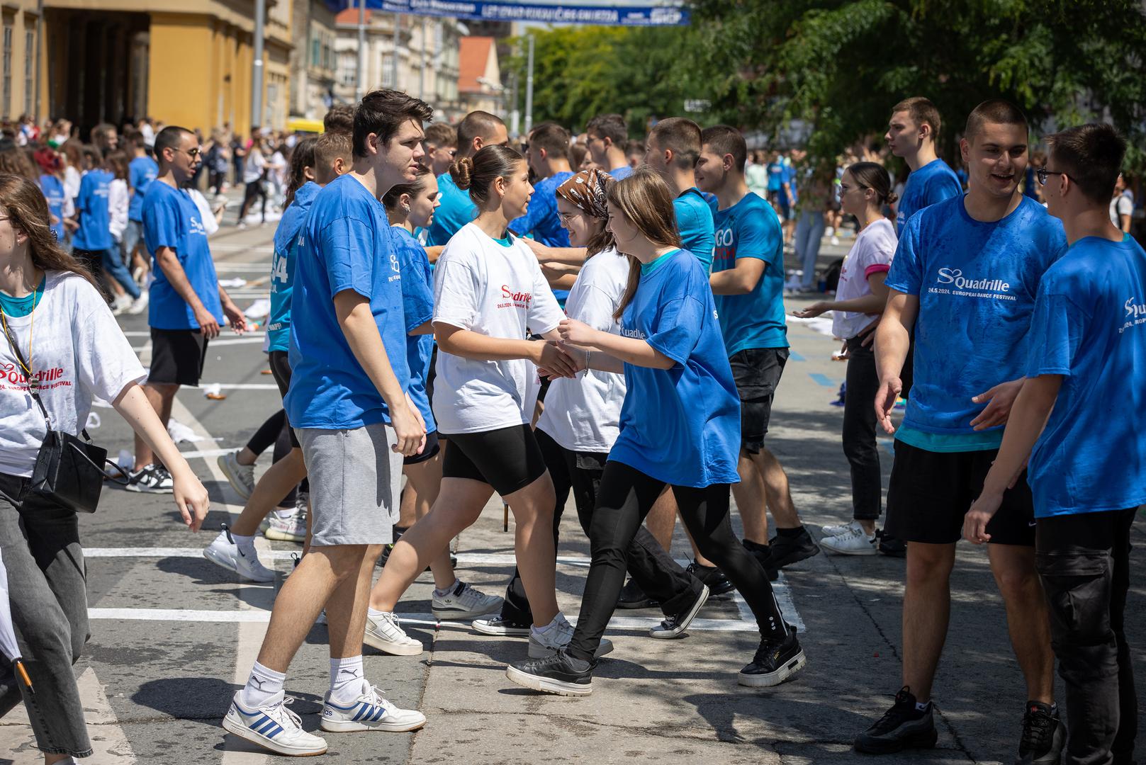 24.05.2024., Osijek - Osjecki maturanti u centru grada slavili zavrsetak skole i plesali quadrillu. Photo: Davor Javorovic/PIXSELL