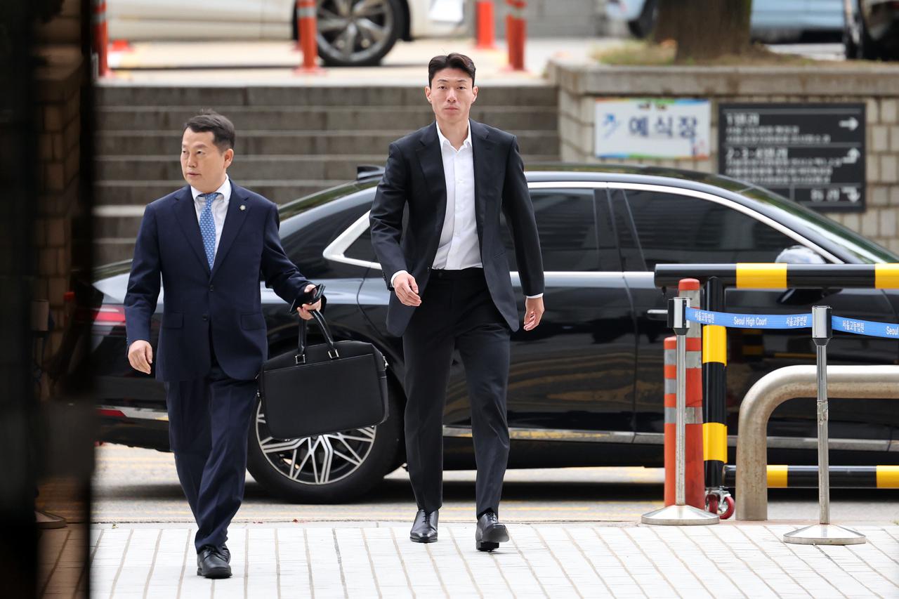 Footballer Hwang Ui-jo at court