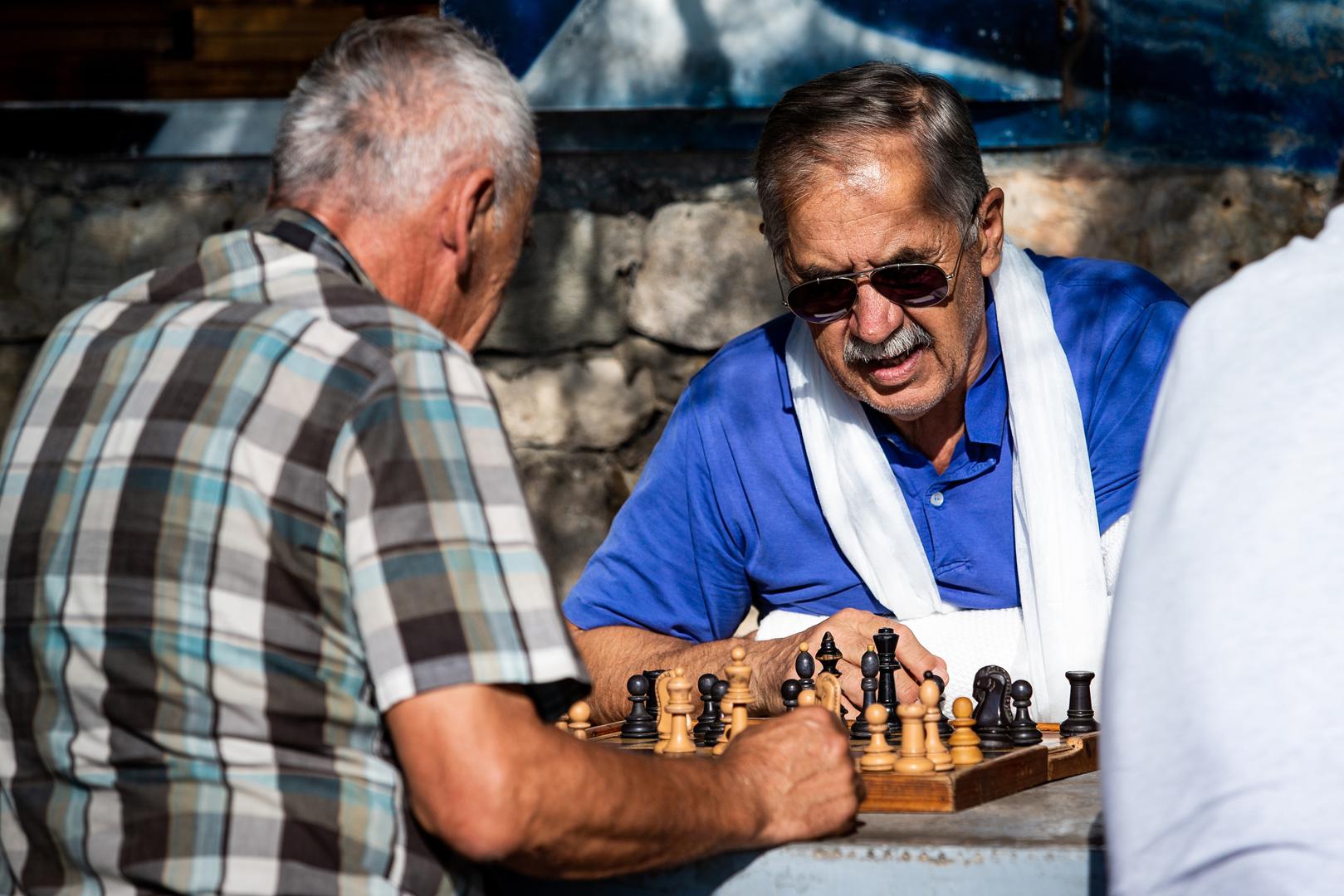 Sljedeće na listi su Malezija s ocjenom 75,7, koja nudi moderan način života po pristupačnim cijenama, i Francuska s ocjenom 74,9, koja se ističe po svojoj kulturnoj ponudi, kvaliteti života i zdravstvenom sustavu.