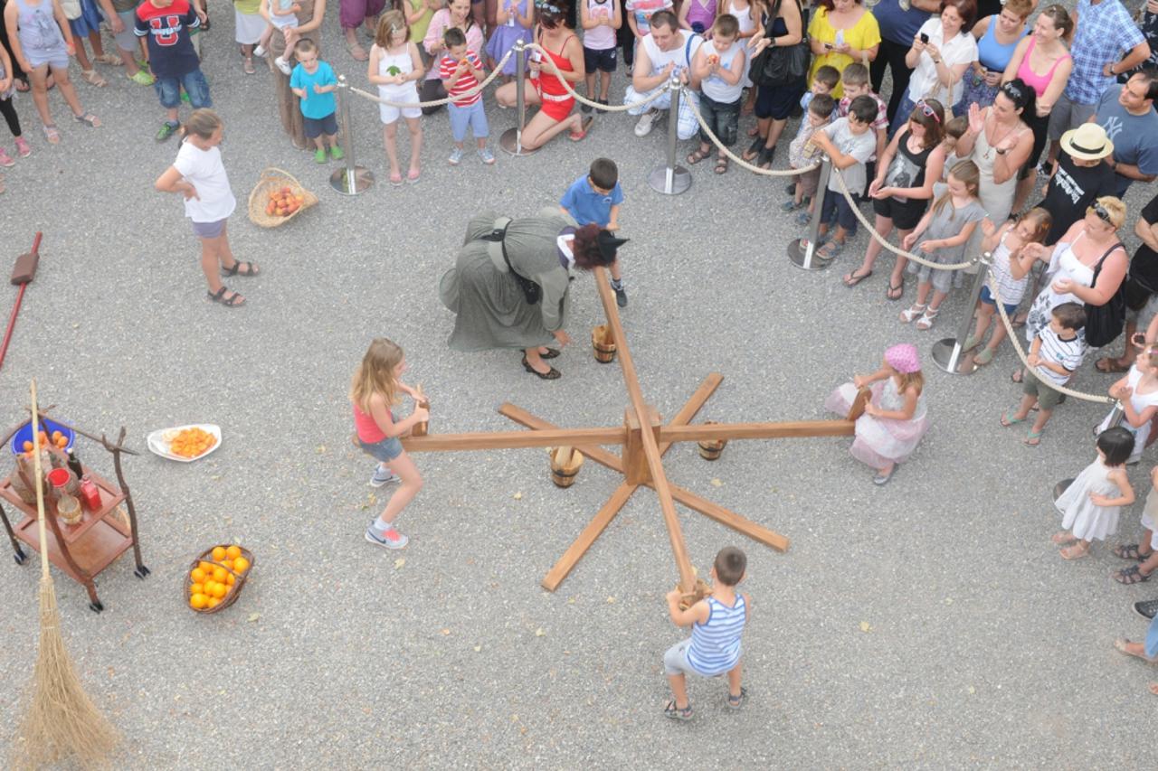 Mitska bića Istre, Pulski kaštel 