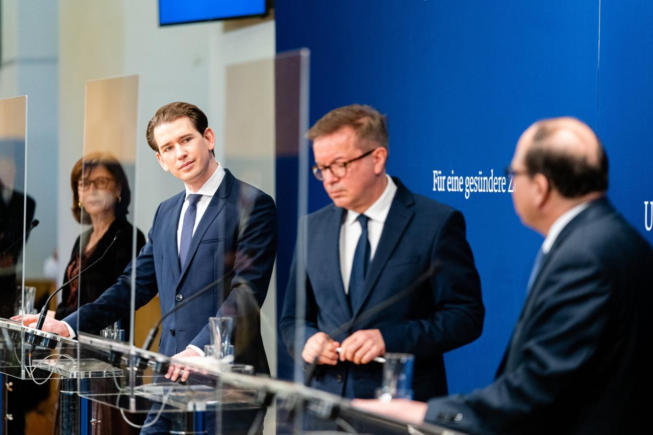 AUT, Bundesregierung, Pressekonferenz nach ersten Covid-19-Impfungen