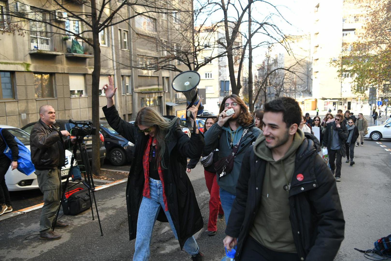 25, December, 2023, Belgrade -  A gathering of students began in front of the Ministry of State Administration and Local Self-Government, who announced traffic blockades at two locations in Belgrade due to alleged election theft. Photo: A.H./ATAImages

25, decembar, 2023, Beograd - Ispred Ministarstva drzavne uprave i lokalne samouprave pocelo je okupljanje studenata koji su najavili blokade saobracaja na dve lokacije u Beogradu zbog navodne izborne kradje. Photo: A.H./ATAImages