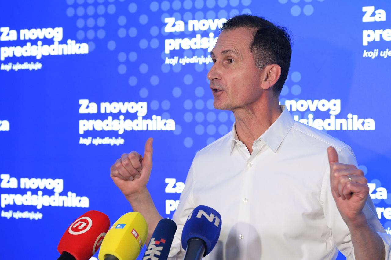 Zagreb: Konferencija za medije predsjedničkog kandidata Dragana Primorca