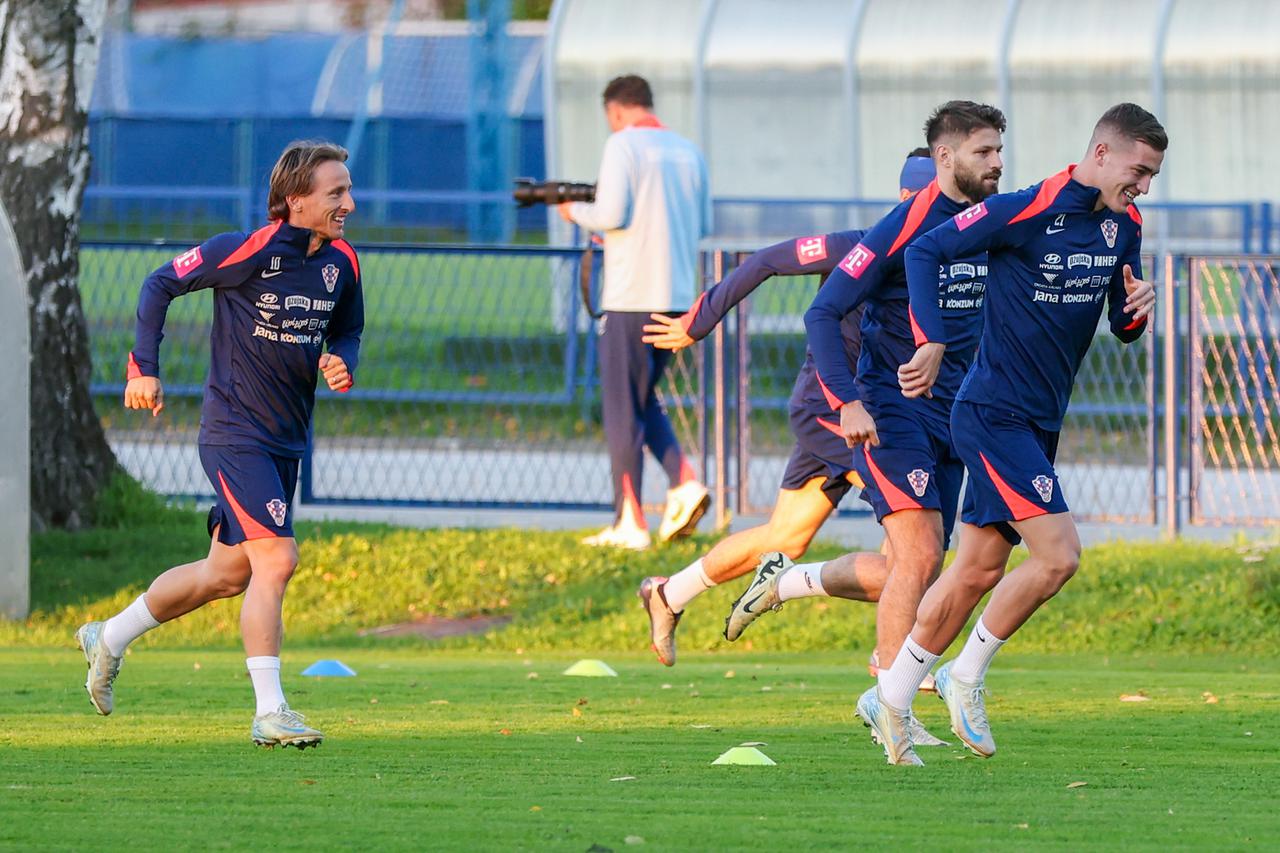 Zagreb: Trening hrvatske nogometne reprezentacije uoči utakmice protiv Škotske