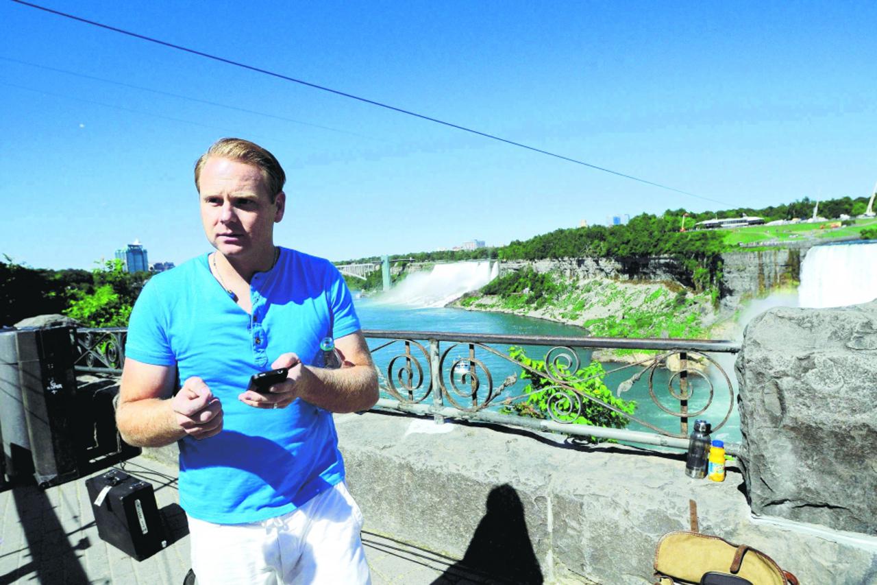 Nik Wallenda (1)