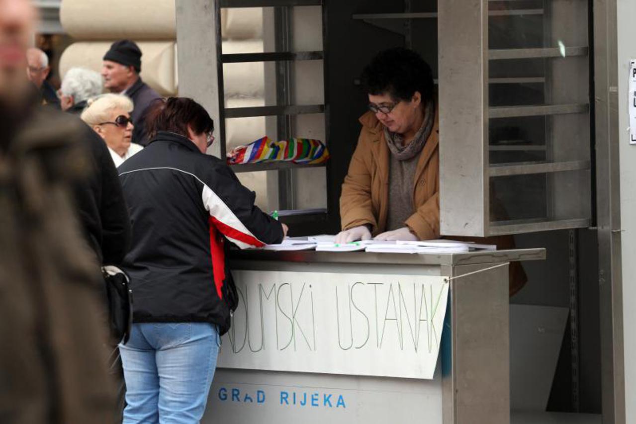 rijeka,referendumski ustanak,portal (1)