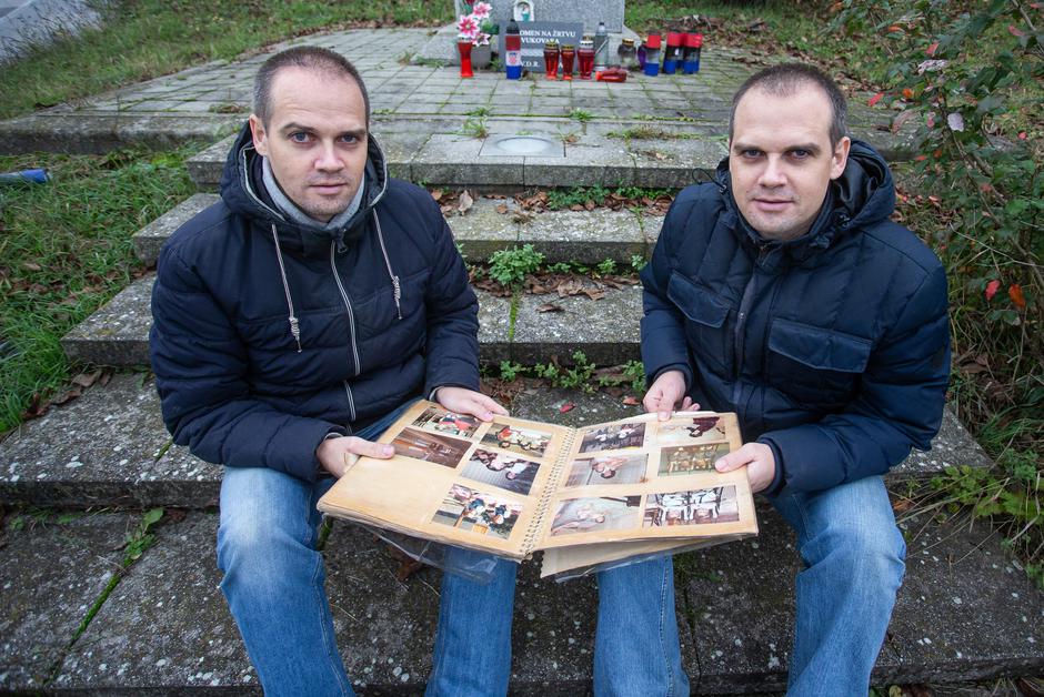 Vukovar: Blizanci Jakumetović spasili su se izlaskom iz Vukovara kroz kukuruzni put