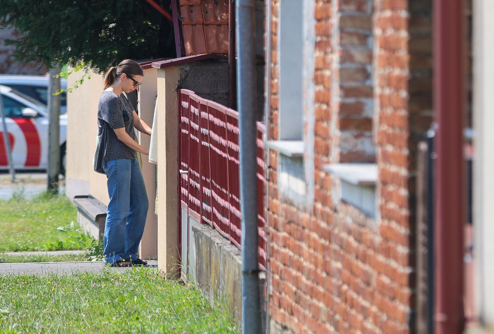 23.07.2024., Daruvar - Spremaju se stvari u kombi u Doma za starije i nemocne osobe Vianey dan nakon sto je Kresimir Pahoki pocinio sesterostruko ubojstvo. Photo: Sanjin Strukic/PIXSELL