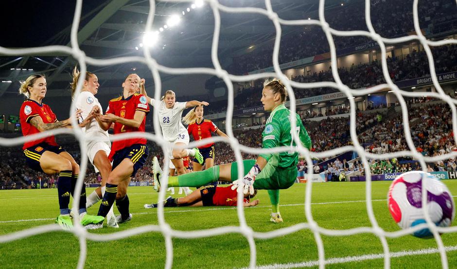 Women's Euro 2022 - Quarter Final - England v Spain