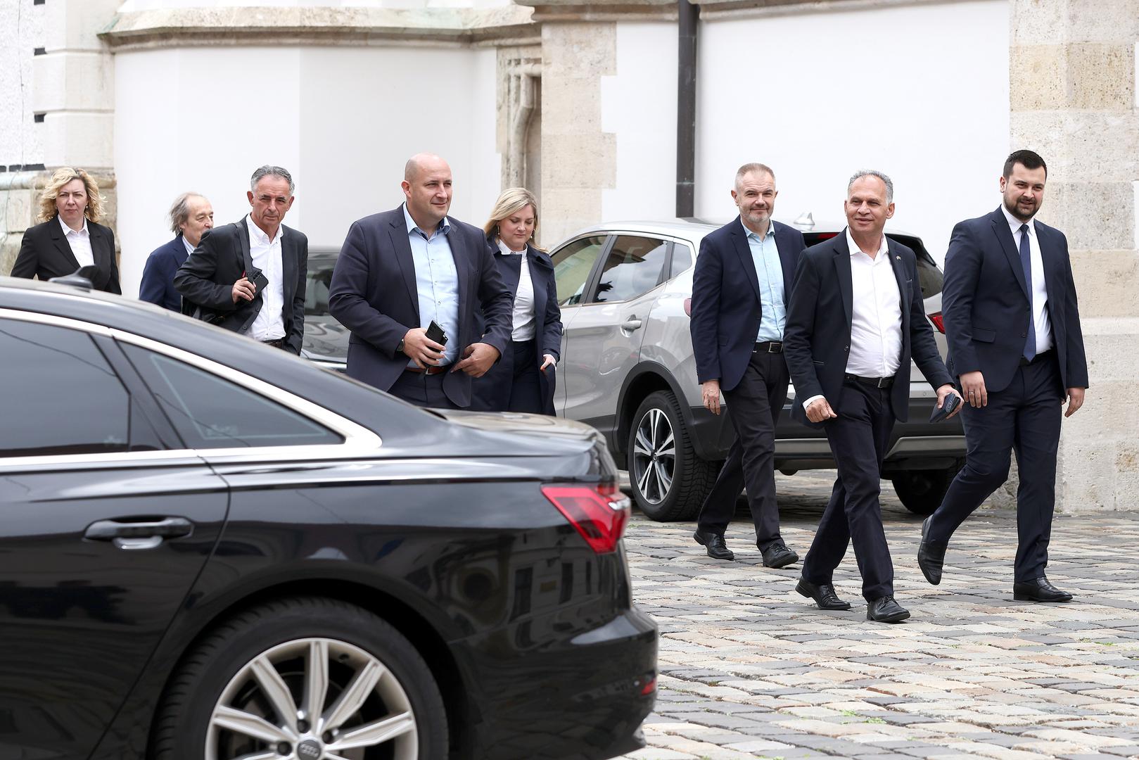 07.05.2024., Zagreb - Zastupnici nacionalnih manjina dolaze u Banske dvore na pregovore s HDZ-om o formiranju vecine.  Photo: Patrik Macek/PIXSELL