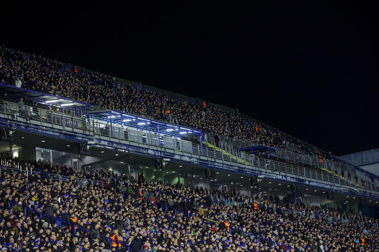 Navijači na susretu Dinama i Borussije Dortmund u Ligi prvaka