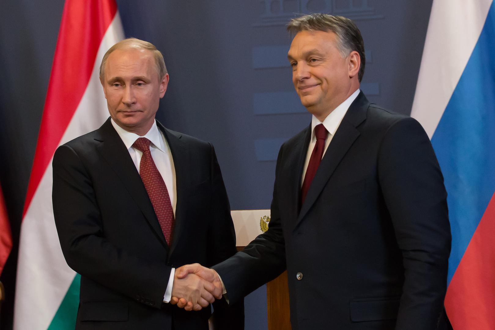 HUNGARY-BUDAPEST-RUSSIA-PRESIDENT-VISIT(150218) -- BUDAPEST, Feb. 18, 2015 (Xinhua) -- Russian President Vladimir Putin (L) shakes hands with Hungarian Prime Minister Viktor Orban during a press conference after their meeting in Budapest, Hungary, on Feb. 17, 2015. Russian President Vladimir Putin paid a brief visit to Hungary on Tuesday as the European Union increased its sanctions against Moscow and a fragile cease-fire took shape in Ukraine. (Xinhua/Attila Volgyi)Attila Volgyi Photo: XINHUA/PIXSELL