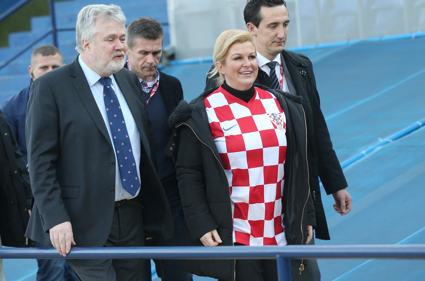 28.03.2015., stadion Maksimir, Zagreb - Kvalifikacije za Europsko prvenstvo 2016., Hrvatska - Norveska. Djuro Glogoski i Kolinda Grabar-Kitarovic s tribina prate utakmicu Hrvatska-Norveska. "nPhoto: Igor Kralj/PIXSELL