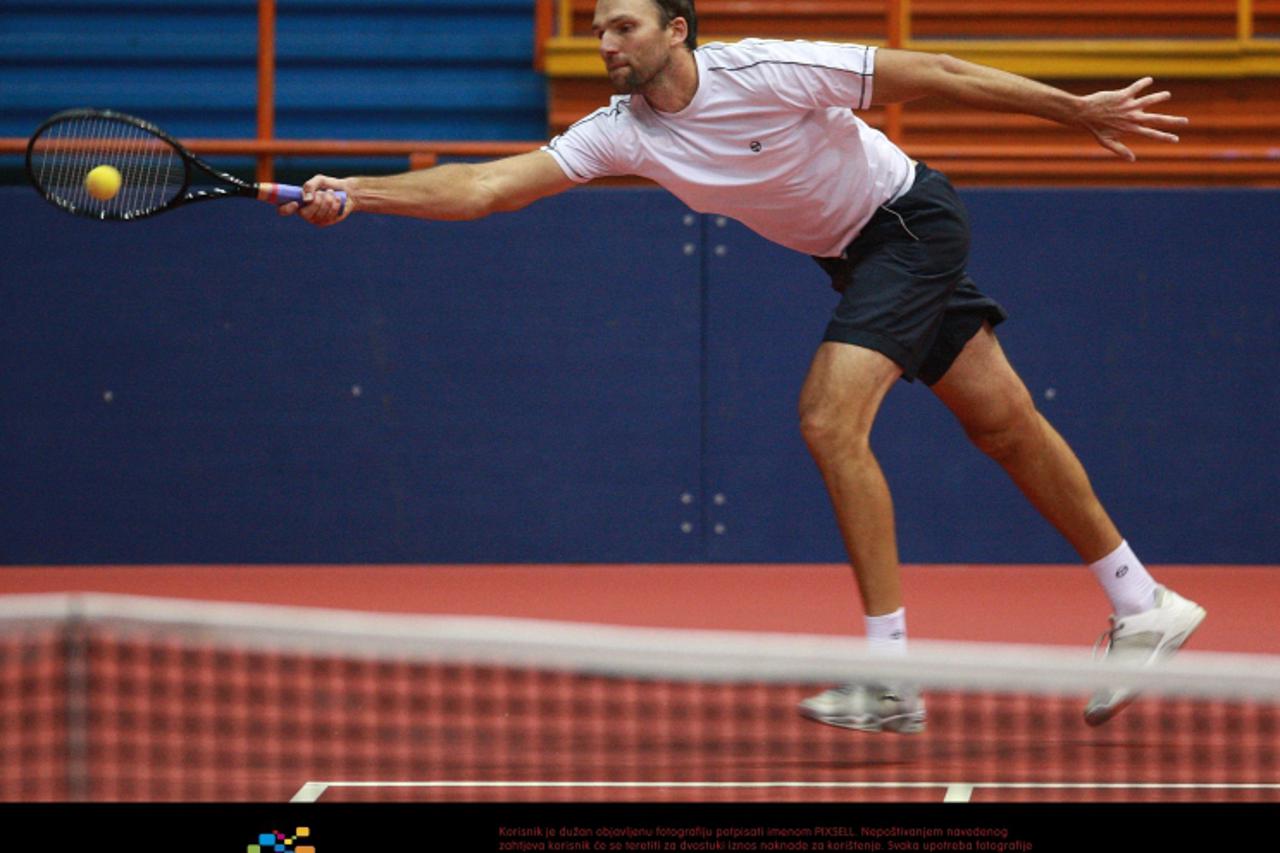 '27.01.2011., Dom sportova, Zagreb - Ivo Karlovic trenira za nadolazeci ATP turnir PBZ Zagreb Indoors.  Photo: Igor Kralj/PIXSELL'