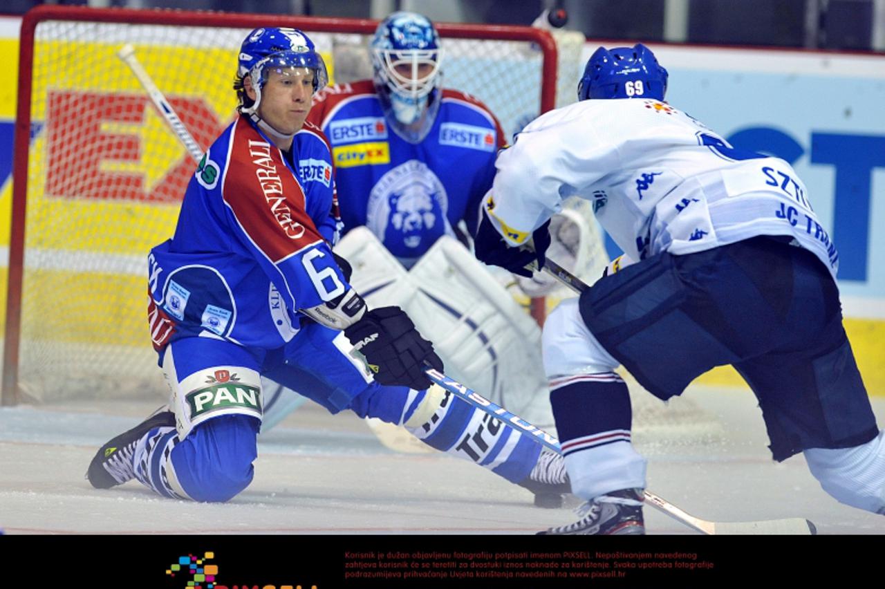 \'02.09.2011., Ledena dvorana, Dom sportova, Zagreb - Memorijalni turnir hokeja na ledu Ferdo Spajic 2011., KHL Medvescak - HC Vitkovice Steel. Robby Sandrock.  Photo: Goran Stanzl/PIXSELL\'