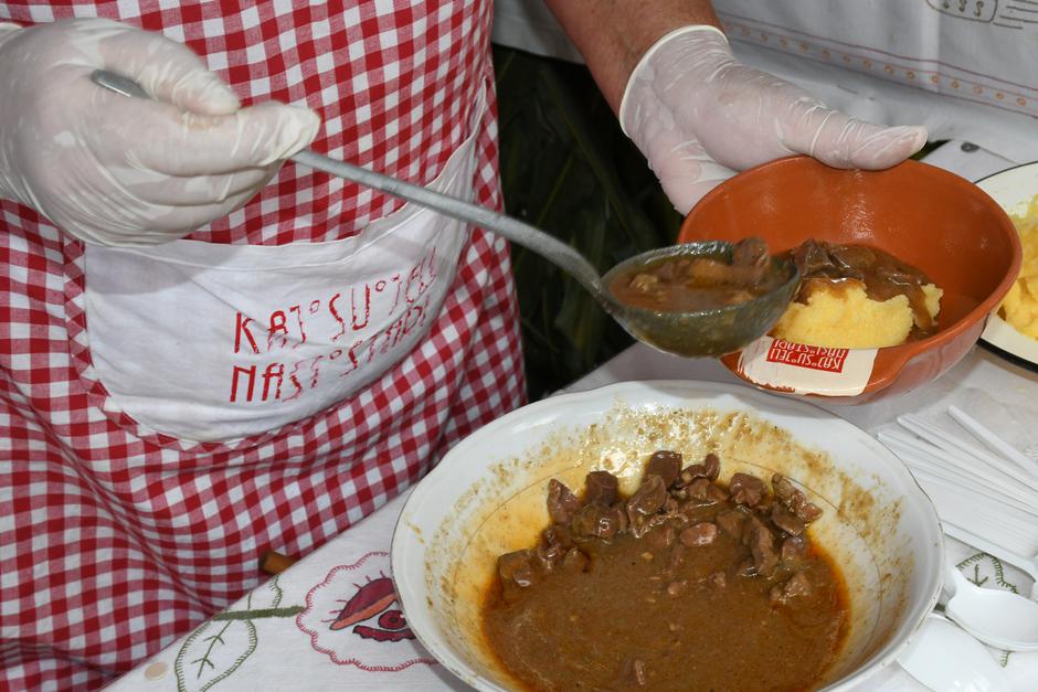 Vrbovec: Otvorena 39. turističko-kulinarska manifestacija "Kaj su jeli naši stari"