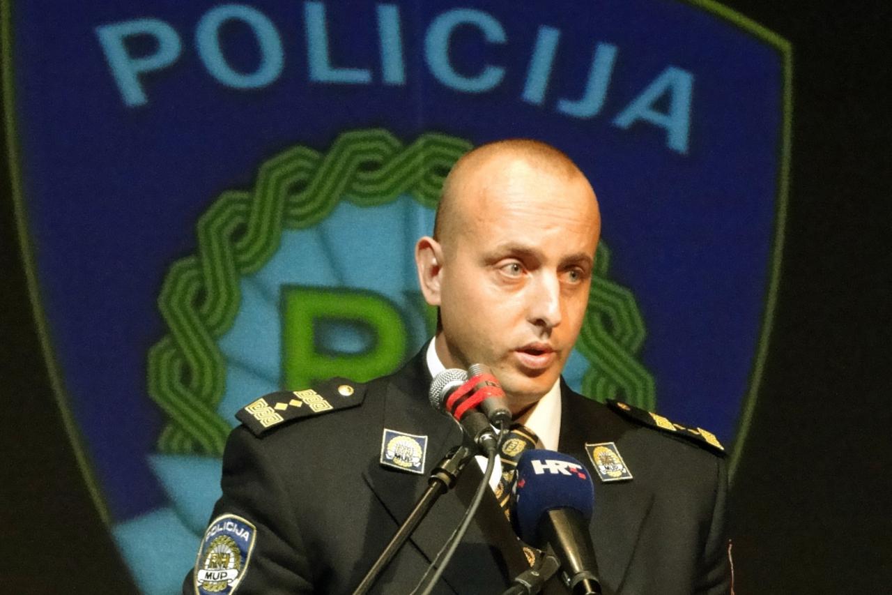 policija 