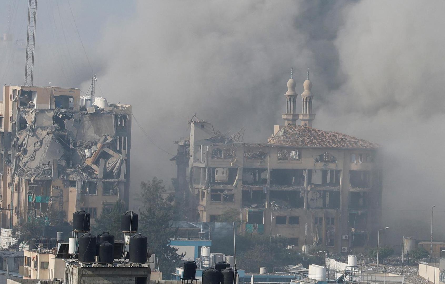 Smoke billows following Israeli strikes, in Gaza City, October 11, 2023. REUTERS/Mohammed Salem Photo: MOHAMMED SALEM/REUTERS